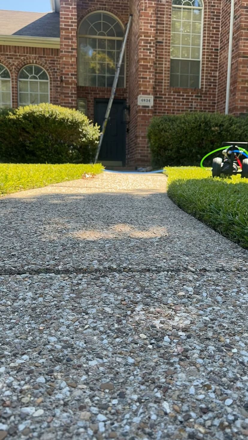 Eco-Friendly Cleaning Solutions's image